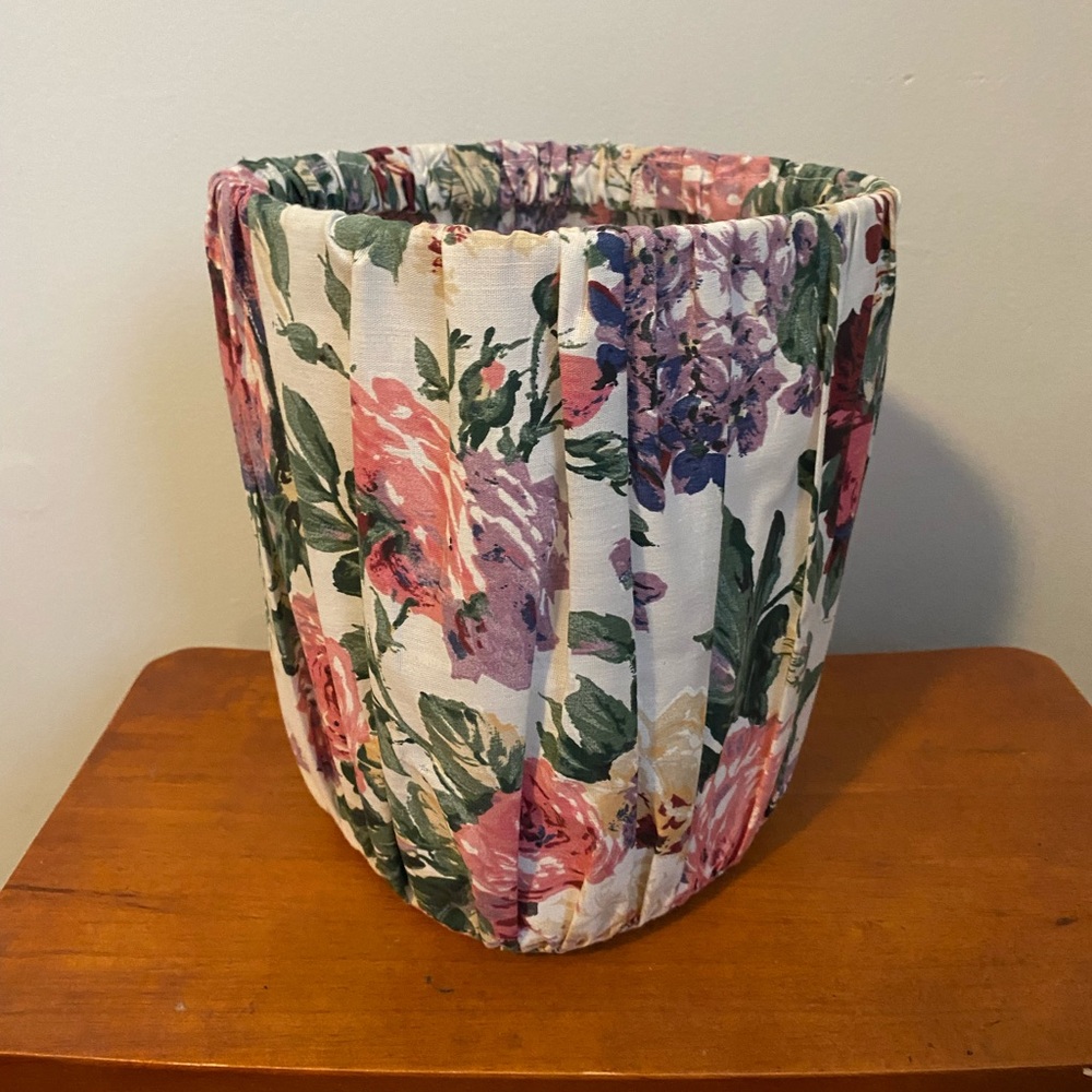 Small floral waste basket trashcan